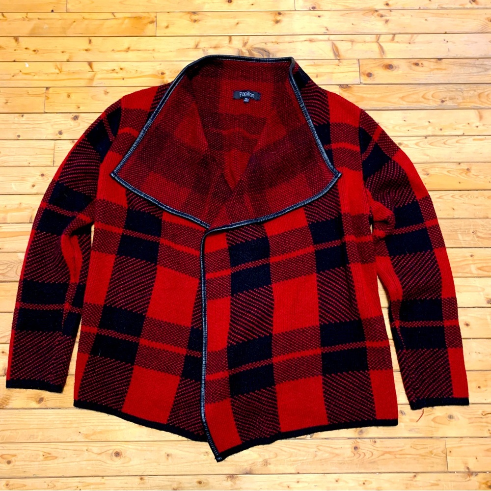 Papillon Plaid Cardigan